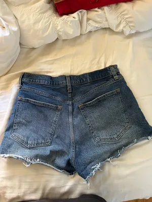 Abercrombie The Mom Short High Rise thumbnail 2