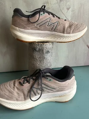 Karhu Women's Fusion 4.0 Size 8.5 Running Comfort Lifestyle Sneaker Crystal Gray thumbnail 4
