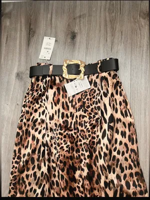 Zara Leopard-Print Wide-Leg Pants in Brown and Black thumbnail 4