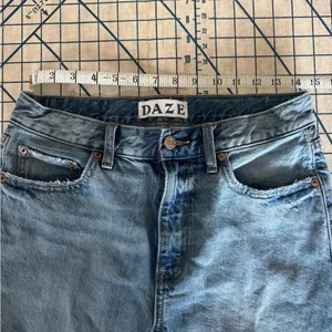 Daze denim jeans Blue Size 4 thumbnail 3