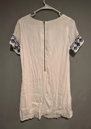 Dress thumbnail 2