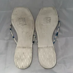 Dolce Vita Blue & White Tie Dye Print 1/4" Heel Flip Flop Sandals Size 8 thumbnail 5