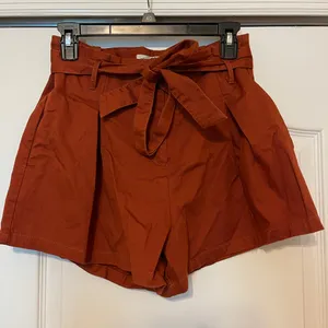 Hope's paper bag shorts thumbnail 1