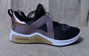 Nike Air Max Bella TR 5 Premium Dark Grey Metallic Copper Women's Size 7.5 thumbnail 1