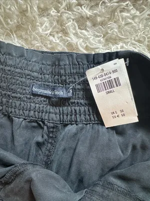 NWT Abercrombie & Fitch Black High-Waist Belted Utility Shorts sz small. thumbnail 2
