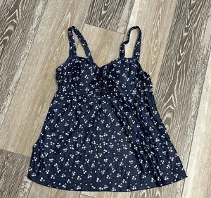Woman’s Swimwear Sz 16 Flattering Tankini Top Navy Blue Floral Adjustable Straps thumbnail 2