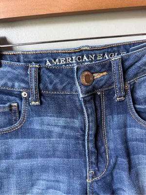American Eagle Skinny Jeans Women’s Size 2 Short Medium Wash Stretch thumbnail 2