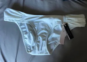 Victoria's Secret White Ruched Side Bikini Bottom Sz Sp thumbnail 1