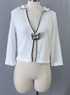 NWT Maeve Anthropologie White‎ Black Trim Ruffle Cropped Cardigan S thumbnail 1
