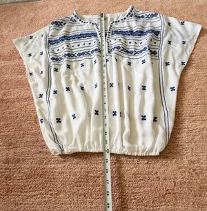 Lucky Brand White Blue Embroidered Boho Peasant Blouse Size Small thumbnail 3
