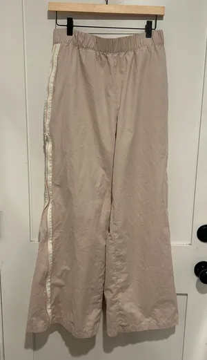 Forever 21 Wide Leg Track Pants in Soft Pink with Side Zipper size large thumbnail 1
