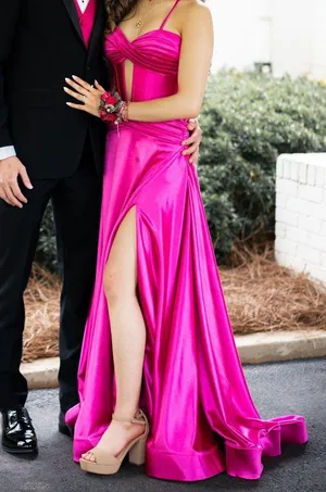 Prom Dress thumbnail 3