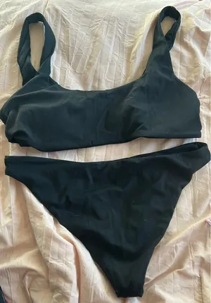 Shein Bikini Set thumbnail 1
