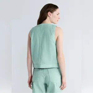 Free Assembly nwt size XXL ( 20 ) Women's Button Front Sleeveless Denim Top thumbnail 3