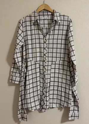 Steve Madden Black and White Checkered shirt thumbnail 1