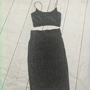 Love culture silver two piece bra and pencil skirt thumbnail 3