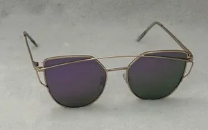 Gold rimmed sunglasses Multiple thumbnail 1