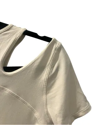 NWT Lululemon Shoulder Cut-Out Yoga T-Shirt Silk Bone Off White Crop Size 4 thumbnail 5