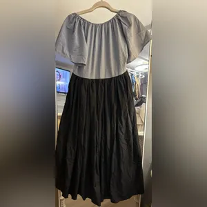 NEW Renaissance Costume Renaissance Medieval Dress Halloween S/M thumbnail 2