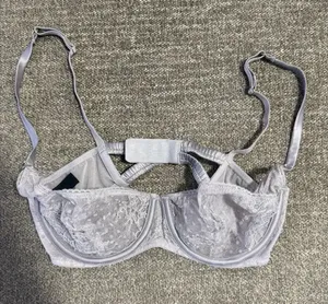 34C Lace Victoria's Secret Bra thumbnail 1