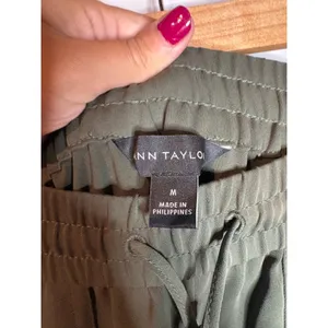 Ann Taylor forest green pull on jogger pants thumbnail 3