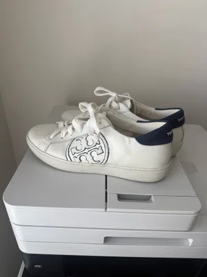 Tory Burch White Leather Sneakers with Navy Heel Accent 6M thumbnail 5