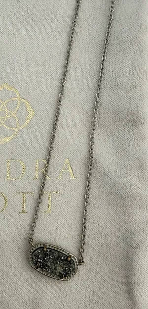 Kendra Scott Necklace thumbnail 1