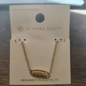 Kendra Scott Gold Filigree Oval Pendant Necklace thumbnail 4
