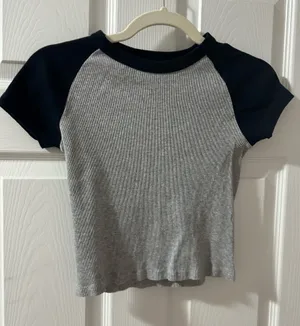 Brandy Melville Top thumbnail 1