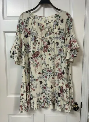 Women's Cream Floral Ruffle-Sleeve Tunic Top thumbnail 1