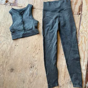 grey 2 piece matching aerie workout set thumbnail 6