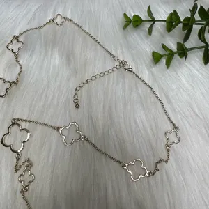 Clover leaf long gold tone necklace Silver thumbnail 4