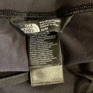 North face Black and Gray Leggings Medium thumbnail 5