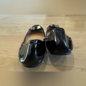 Coach 1941 black patent leather bow flats size 8 thumbnail 4