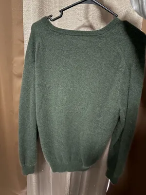 Green Sweater Size M thumbnail 2