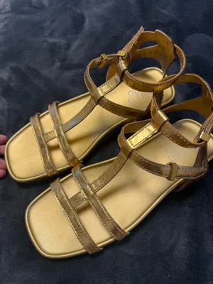 Franco Sarto Gold metallic strappy sandals #glamour #summer #heels thumbnail 2