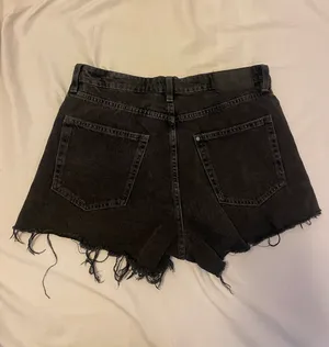 H&M Black Jean Shorts thumbnail 3