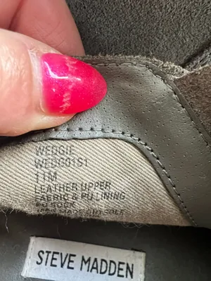 Steve Madden slip-on sneakers with wedge platform. Gray suede-like upper with textured trim. Thick white rubber platform sole. Easy pull-on style for everyday wear. Size 11M thumbnail 7
