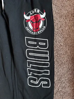 NBA Chicago bulls black sweatpants thumbnail 2