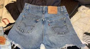 Levi’s Cut Off Short thumbnail 2