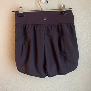 Lululemon Lean In Short (2")
Boysenberry thumbnail 6
