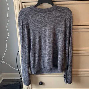 Abercrombie & Fitch tie sleeve sweater thumbnail 2