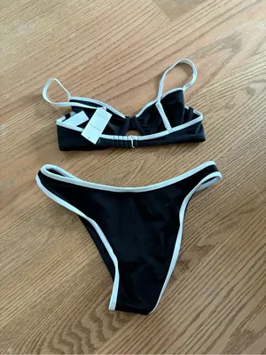 Abercrombie Black and White Contrast Underwire Bikini Set thumbnail 2