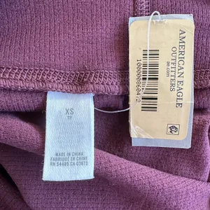 NWT Aerie Glitter Chill Play Move Leggings Maroon XS thumbnail 7