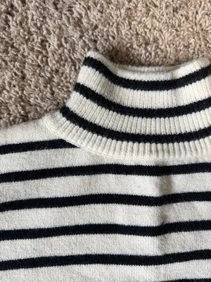 Cider Sweater Cropped thumbnail 3