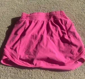 Women’s Lululemon hotty hot skirt  thumbnail 1