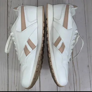 Reebok CL HARMAN RUN S Womens SIZE 10 White/Bare Beige/Pink CN5274 Casual Shoes thumbnail 9