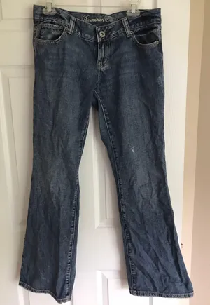 American Eagle Jeans thumbnail 1