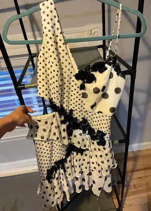 Dress thumbnail 3