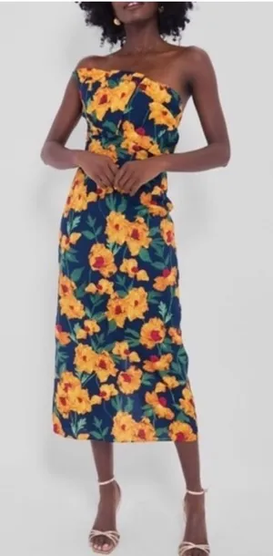 Tuckernuck NEW WITH TAGS Hyacinth House‎ Margot Ruffle Strapless Midi Dress thumbnail 1